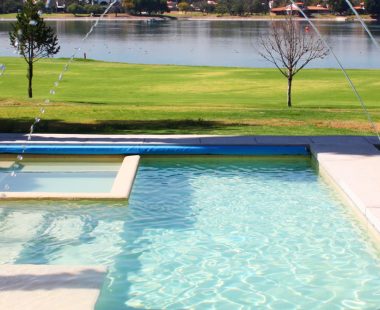 Guía completa para mantener tu piscina limpia y segura todo el año: Mantenimiento de albercas en Querétaro