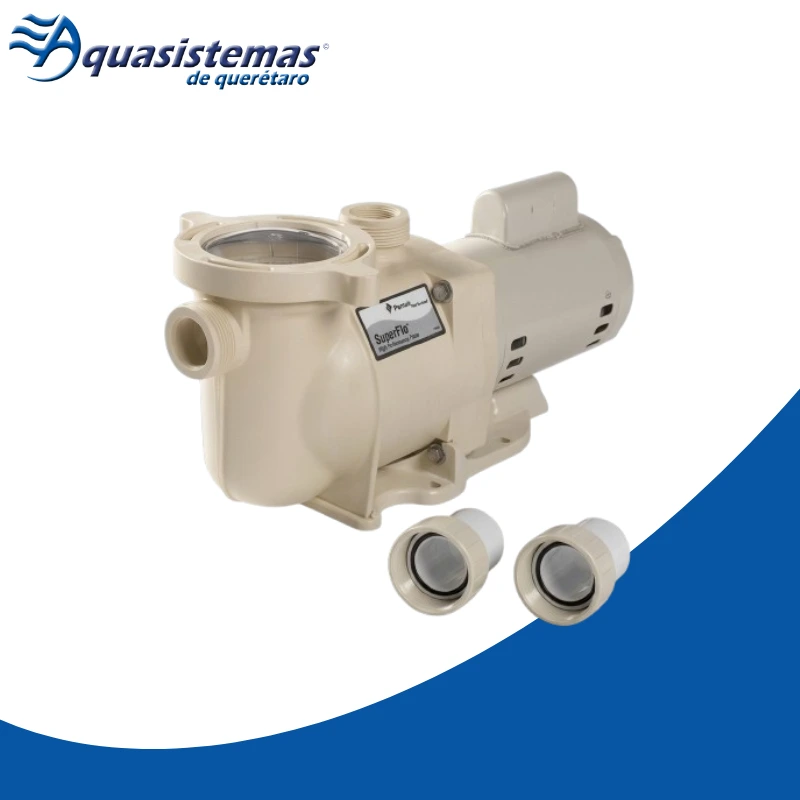 Bomba de piscina beige SuperFlo de Aquasistemas de Querétaro, con puertos de entrada y salida, carcasa plástica y accesorios de acoplamiento para instalación hidráulica.