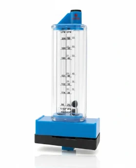 Medidor de flujo de agua con escala en litros por minuto y galones por minuto, con base azul y transparente.