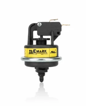 Válvula de presión marca Tecmark, modelo 137, utilizada en sistemas hidráulicos y eléctricos.