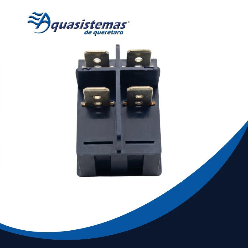 Interruptor basculante negro de un paso con terminales metálicos y logotipo de Aquasistemas de Querétaro.