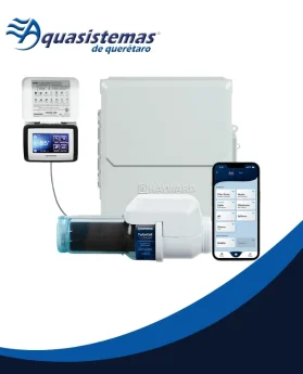 Sistema de cloración salina y automatización Hayward AquaRite S3 Omni con pantalla táctil.